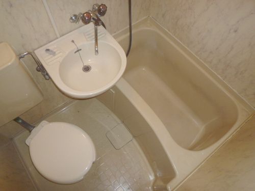 バス・シャワールーム