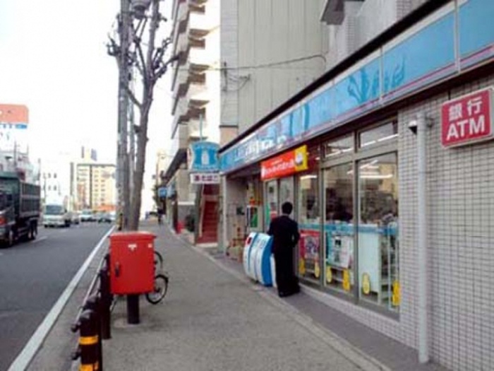 コンビニ　ロ－ソン（コンビニ）まで266m