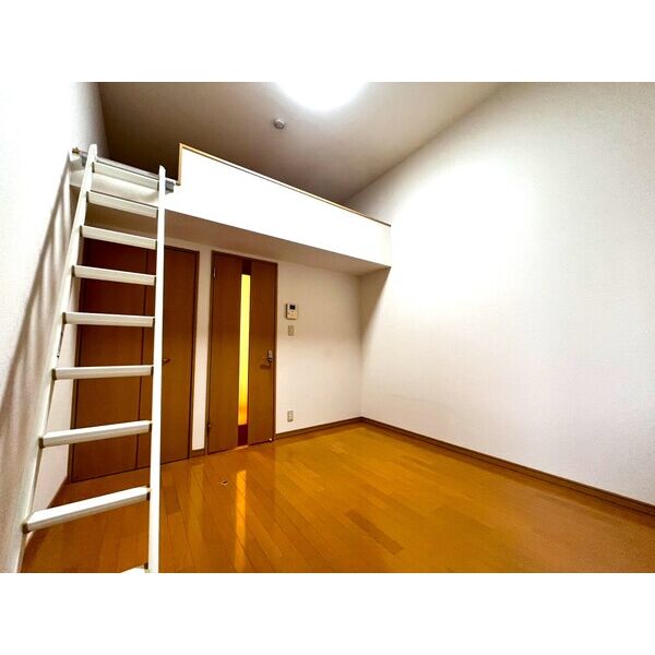 居室・リビング　おしゃれな居間です