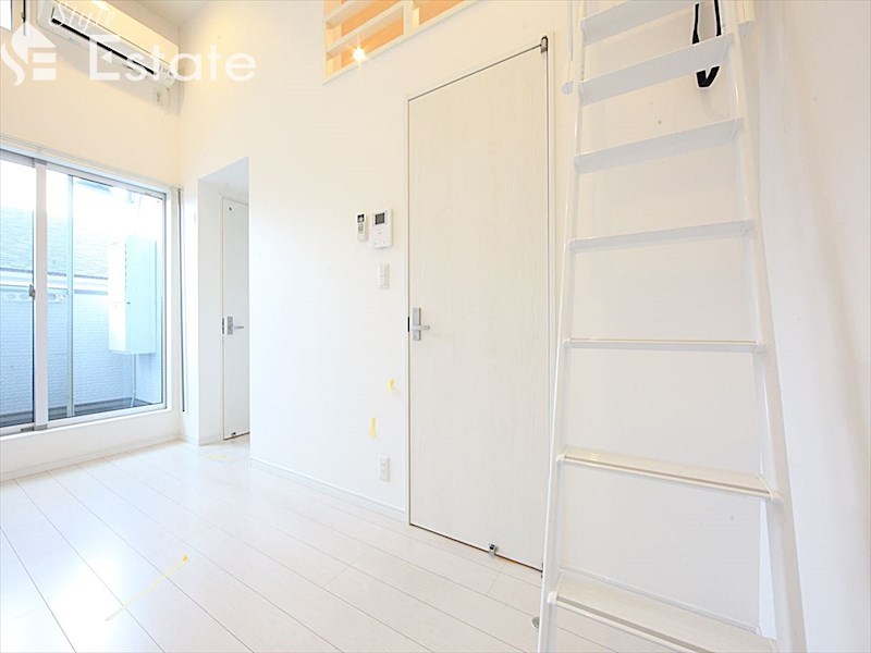 居室・リビング　内装