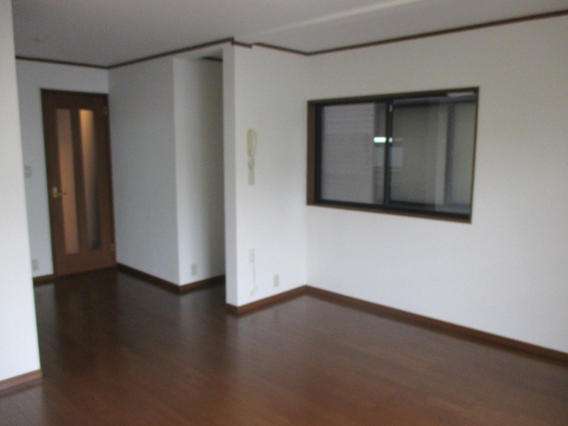 居室・リビング　使いやすい形の為、レイアウトを楽しめます♪