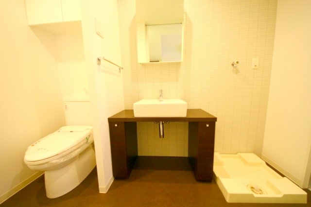 洗面設備　リバーサイドタワー中之島