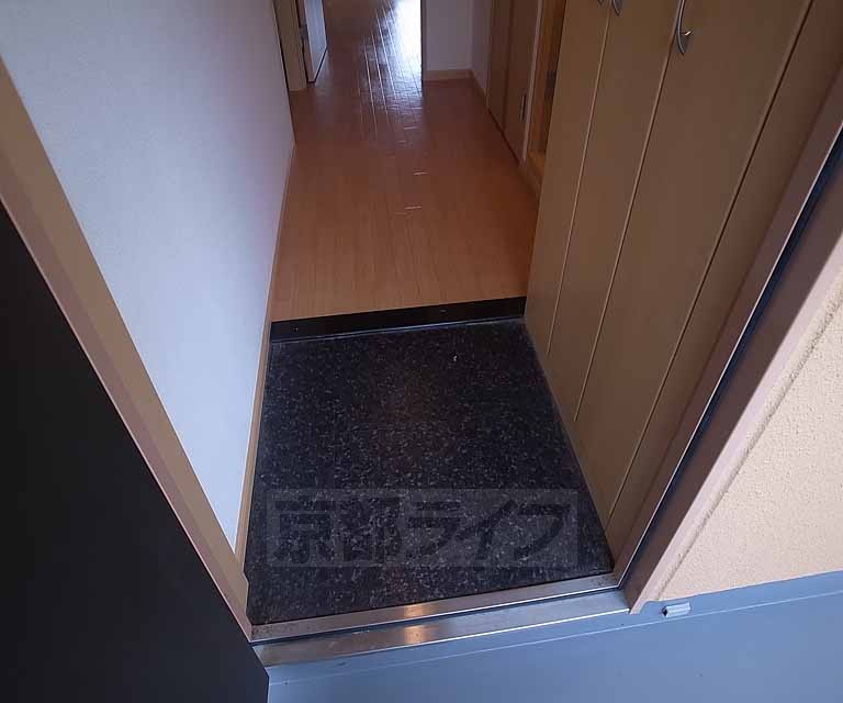 玄関　広い玄関です。