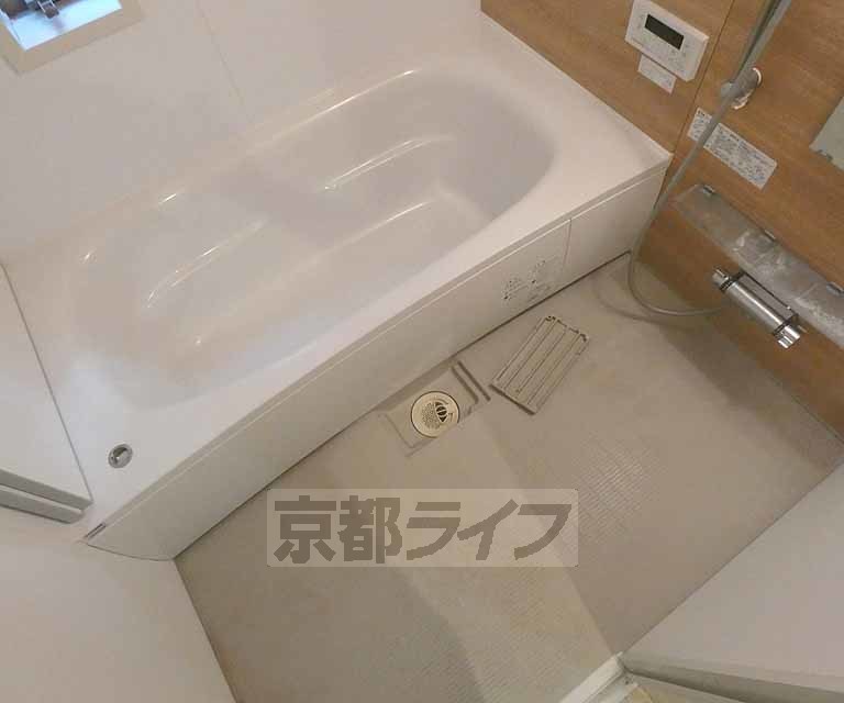 バス・シャワールーム　バスです。