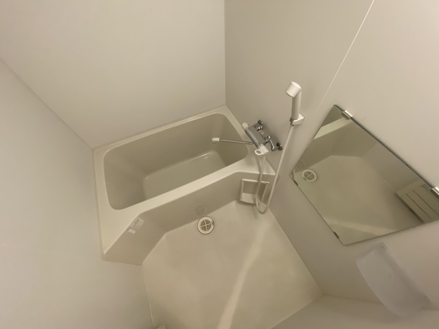 バス・シャワールーム　一日の疲れを癒してくれる大事な場所。