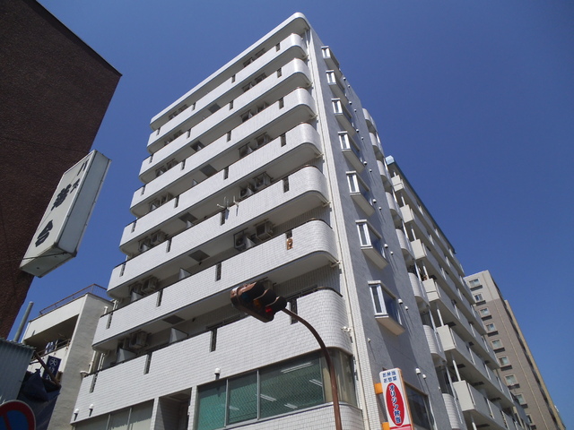 建物外観　南向きの日当たり良好マンション！