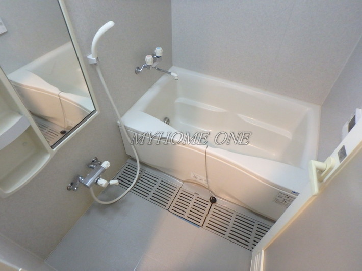 バス・シャワールーム　追焚バス