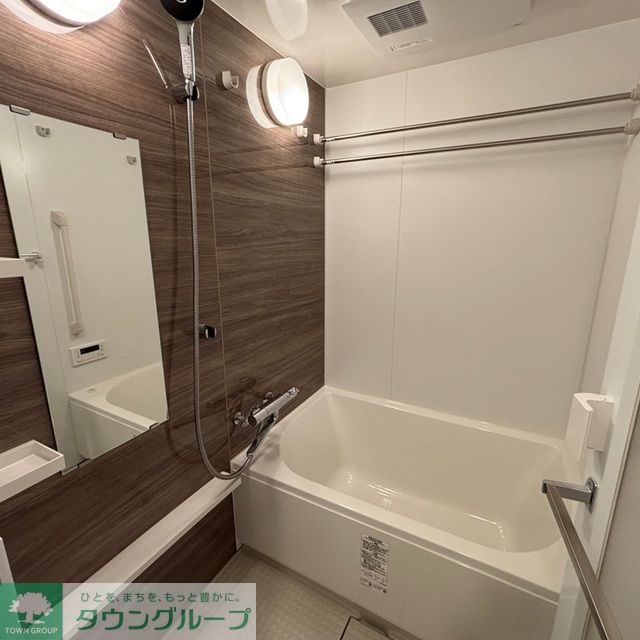 バス・シャワールーム　※写真は同タイプ住戸です。