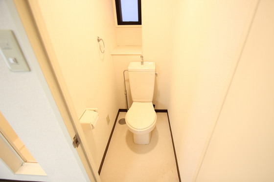 トイレ　他部屋の写真