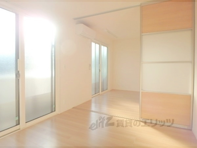 居室・リビング　洋室