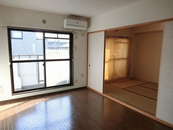 居室・リビング　広々リビング！