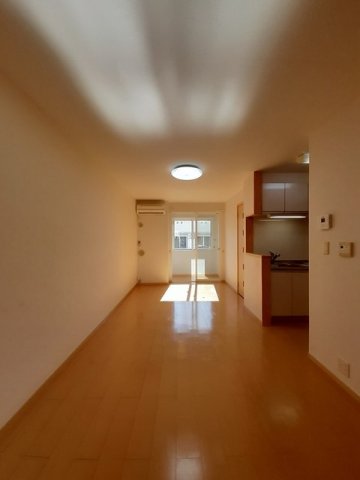 居室・リビング　居間です