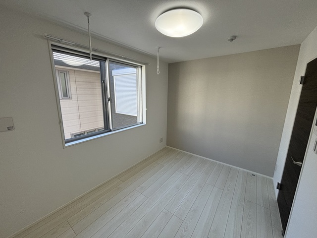 居室・リビング　同施工参考写真