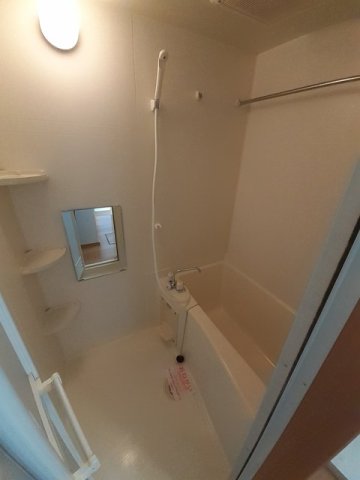 バス・シャワールーム　日々の疲れを癒すお風呂付です