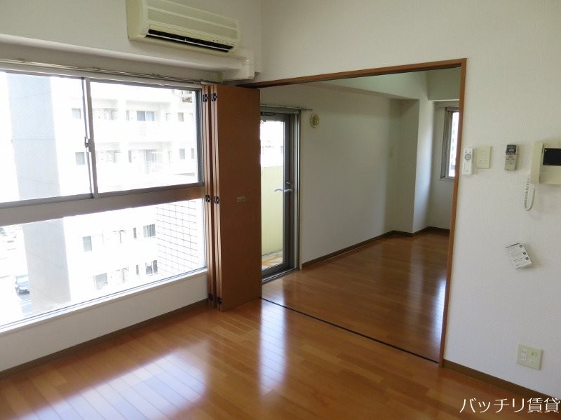 居室・リビング　※同マンション別部屋写真のため、現状優先。