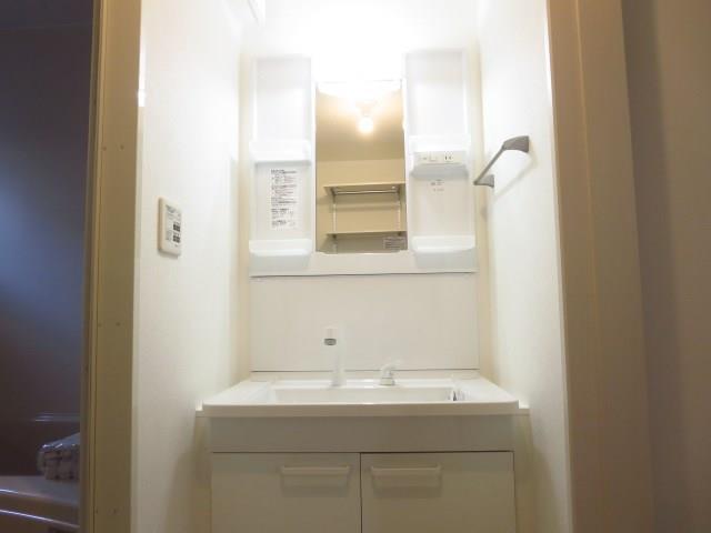 洗面設備　洗面所
