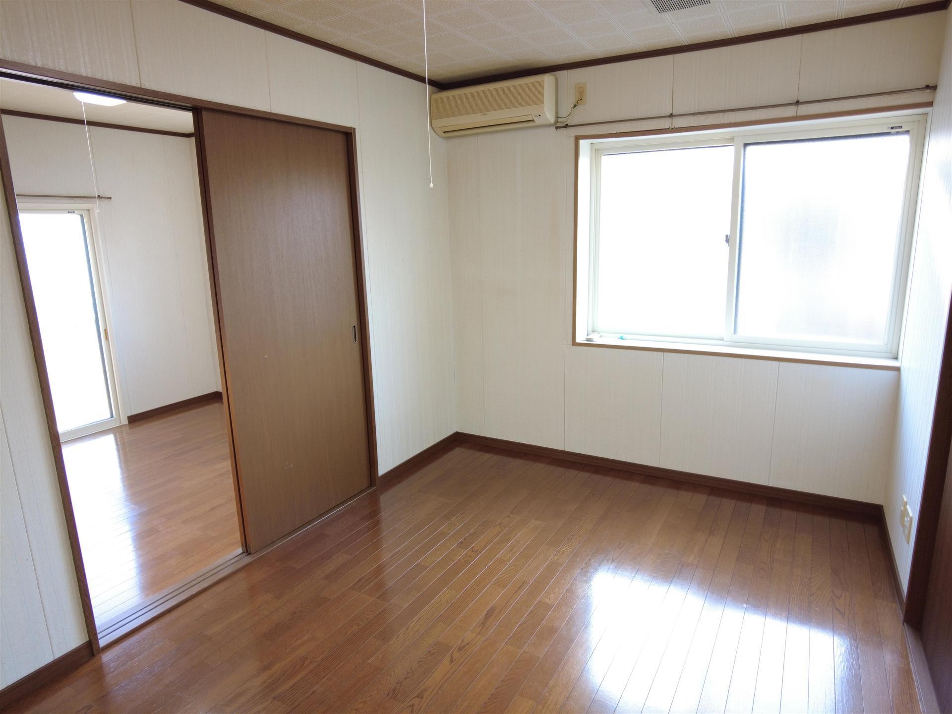 居室・リビング　洋室