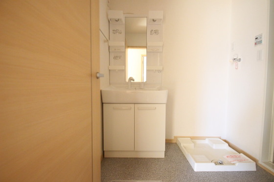 洗面設備　※別部屋の写真です