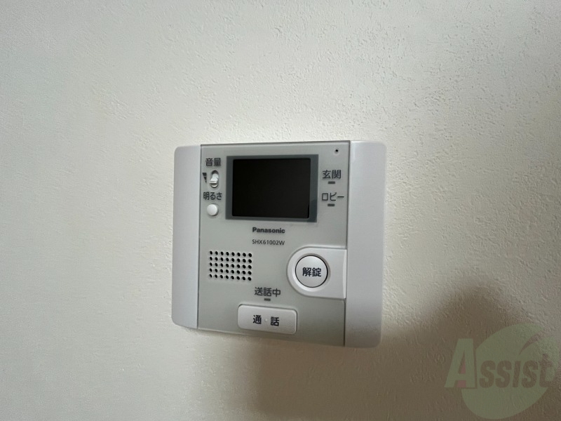 セキュリティ　ＴＶモニター付インターホンです。来客者の顔が見えるので安心！