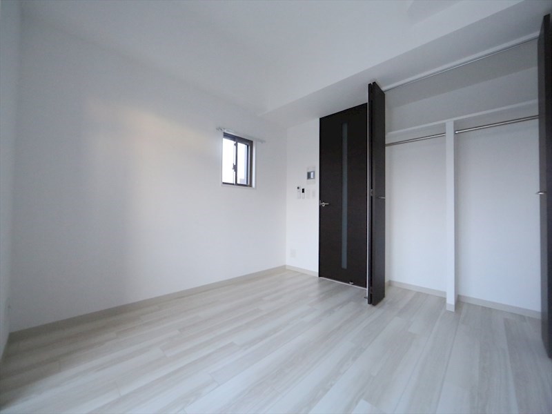 居室・リビング　洋室7帖　クローゼット付（収納充実してます）