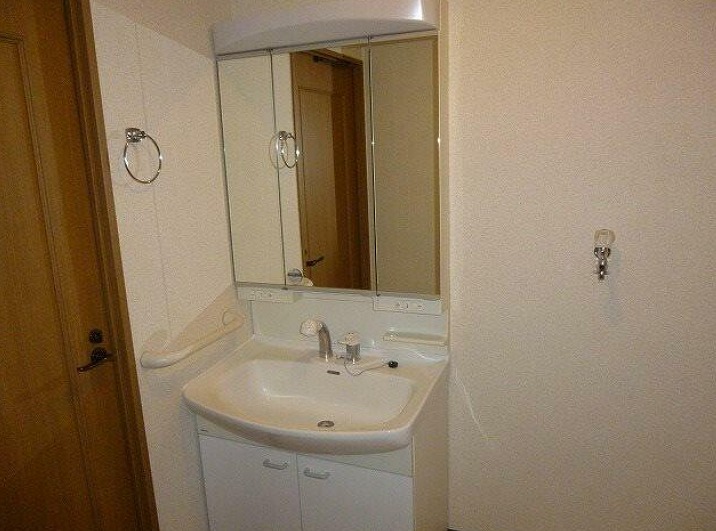 洗面設備　※別部屋参考写真