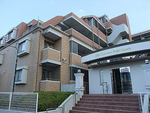 建物外観　エントランス