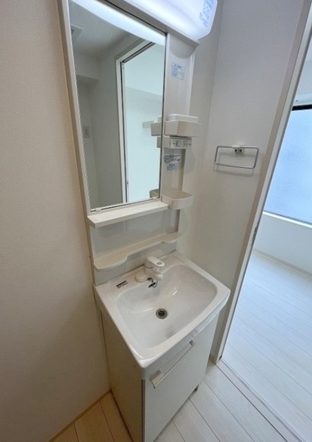 洗面設備　同仕様タイプ