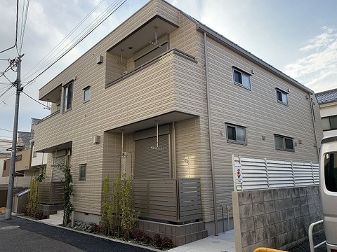 建物外観　お電話でお問い合わせ頂きますとスムーズに対応可能です＾＾