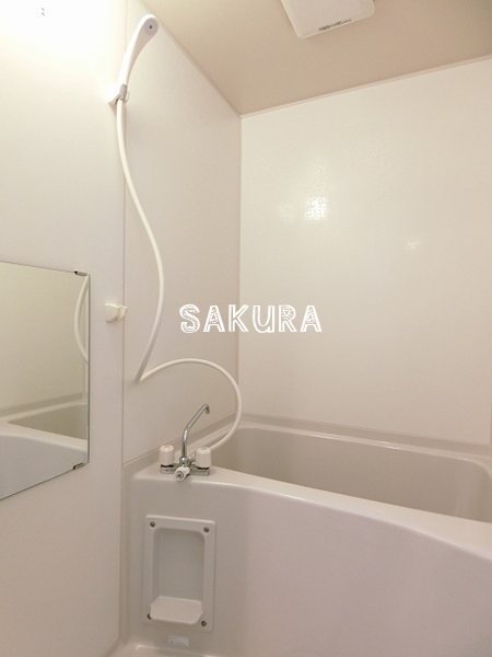 バス・シャワールーム　清潔感のある快適バスルーム♪