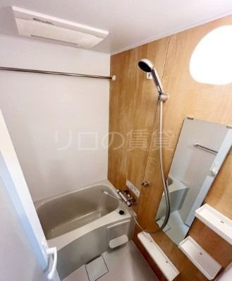 バス・シャワールーム　※別部屋参考写真