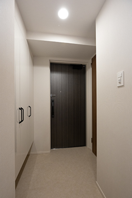 玄関　※写真は同タイプ住戸です。