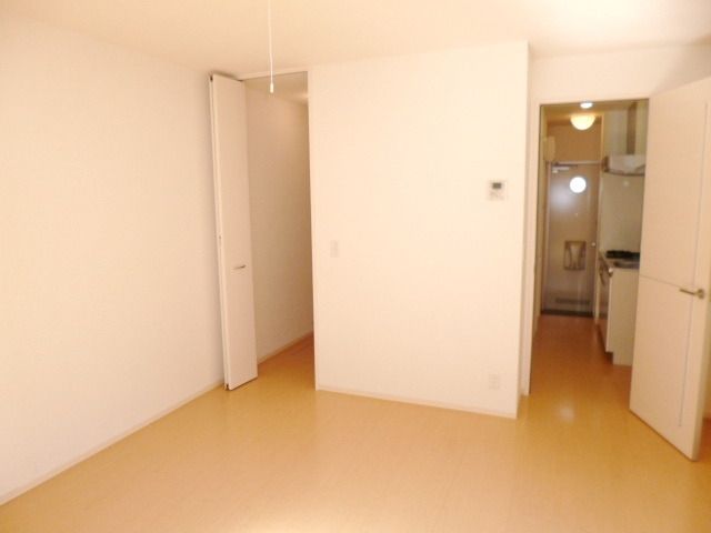 居室・リビング　お部屋探しはタウンハウジング本厚木店へ