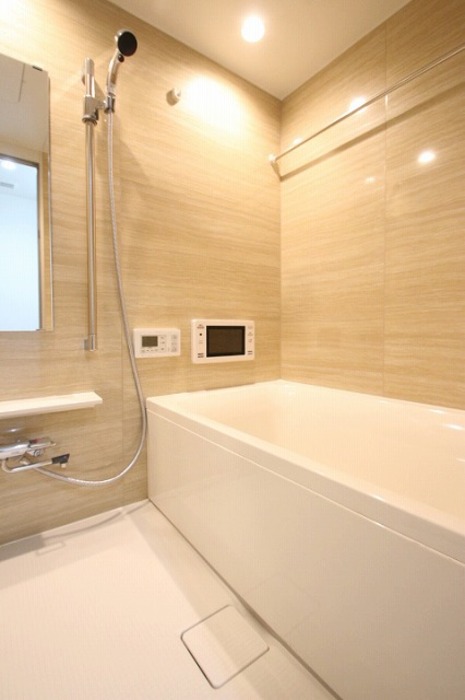 バス・シャワールーム　202 浴室