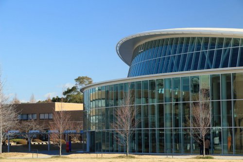 大学・短大　神田外語大学（大学・短大）まで1874m