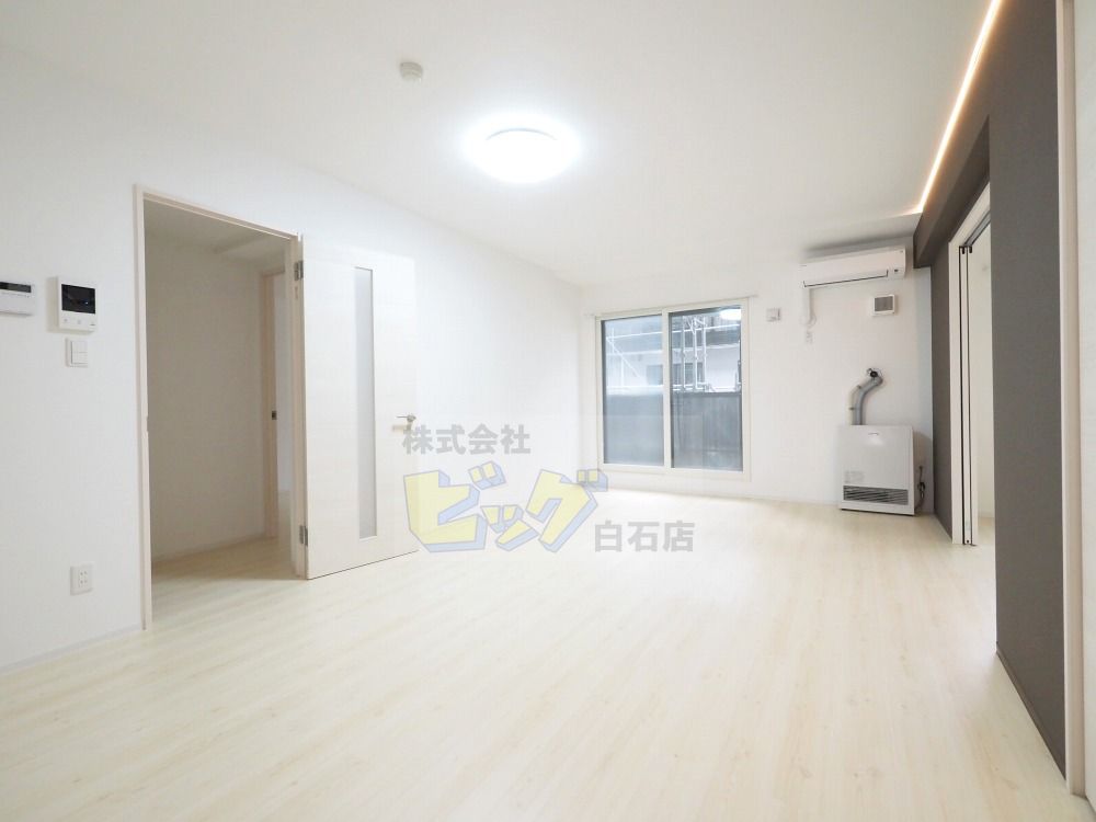 その他設備　エアコン完備で暑い夏も快適です♪