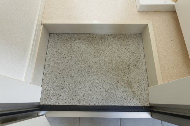 玄関　別部屋、同タイプになります