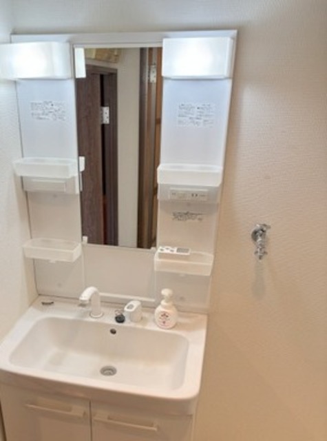 洗面設備　同仕様