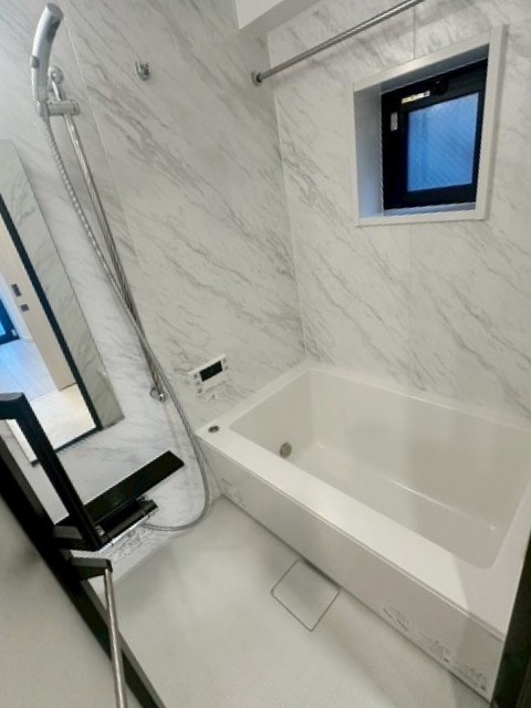 バス・シャワールーム　同仕様