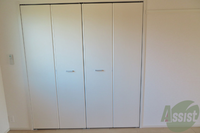 収納　６帖の洋室にはウォークインクローゼットが付いております。