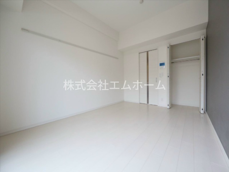 居室・リビング　洋室8.6帖　クローゼット付（収納充実してます）イメージ写真