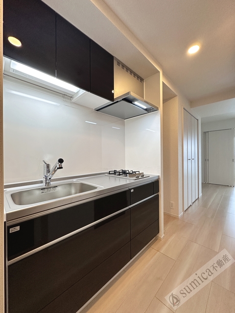 キッチン　ガス２口コンロ完備♪