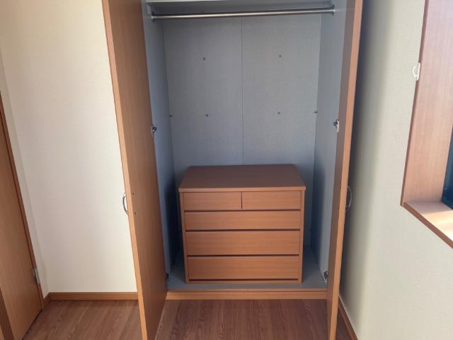 収納　北側洋室クローゼット