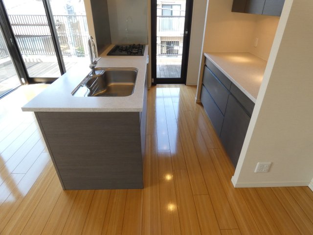キッチン　キッチン