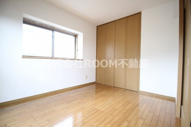 その他部屋・スペース　落ち着いて過ごせるお部屋なので、寝室にいかがでしょうか