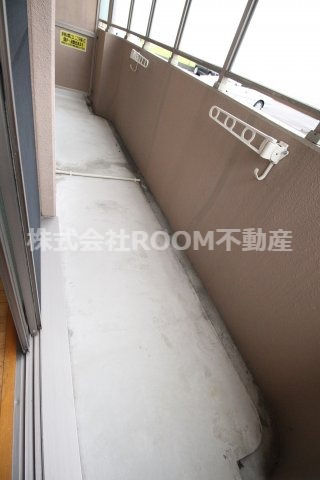 バルコニー　バルコニーがあります