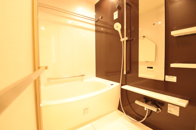 バス・シャワールーム　※別室の参考写真の為、現況優先です。