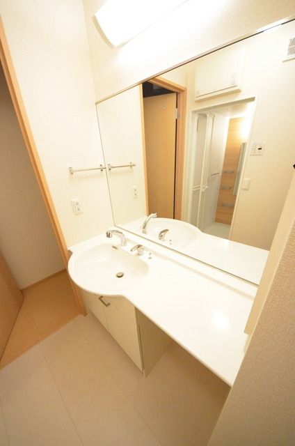 洗面設備　☆忙しい朝晩の強い味方☆