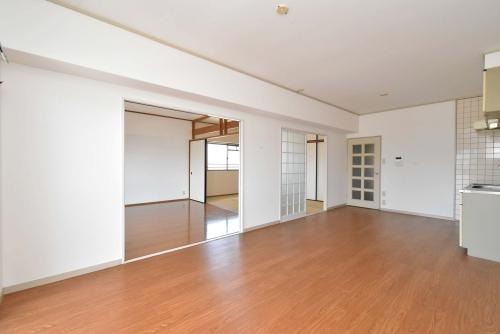 居室・リビング　物件の画像3