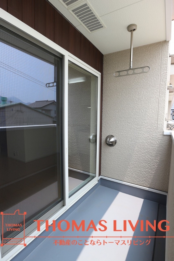 バルコニー　実際の写真を準備中の為、同じ建物の別室写真です。参考下さい。