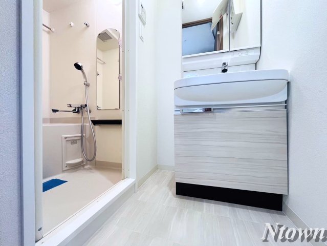 洗面設備　朝の身支度には欠かせない独立洗面化粧台